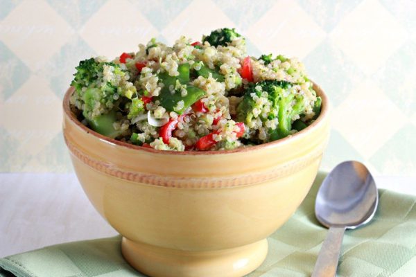 broccoli quinoa salad
